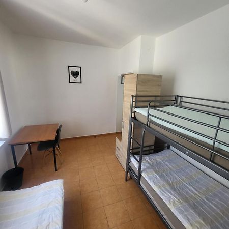 Rooms4Rest Popularna - Private Rooms For Tourists - Atr Consulting Sp, Z O,O, Warsawa Bagian luar foto