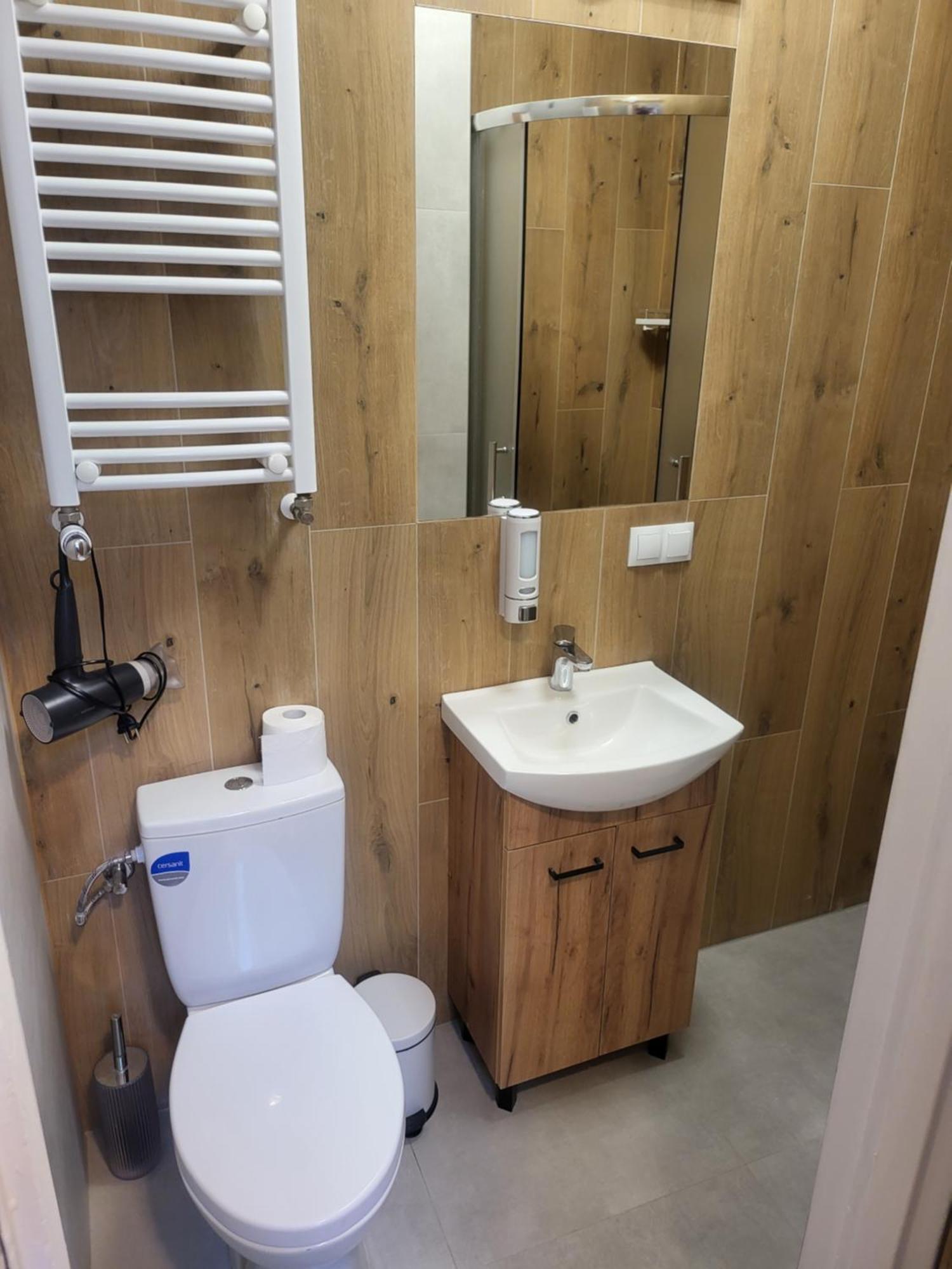 Rooms4Rest Popularna - Private Rooms For Tourists - Atr Consulting Sp, Z O,O, Warsawa Bagian luar foto