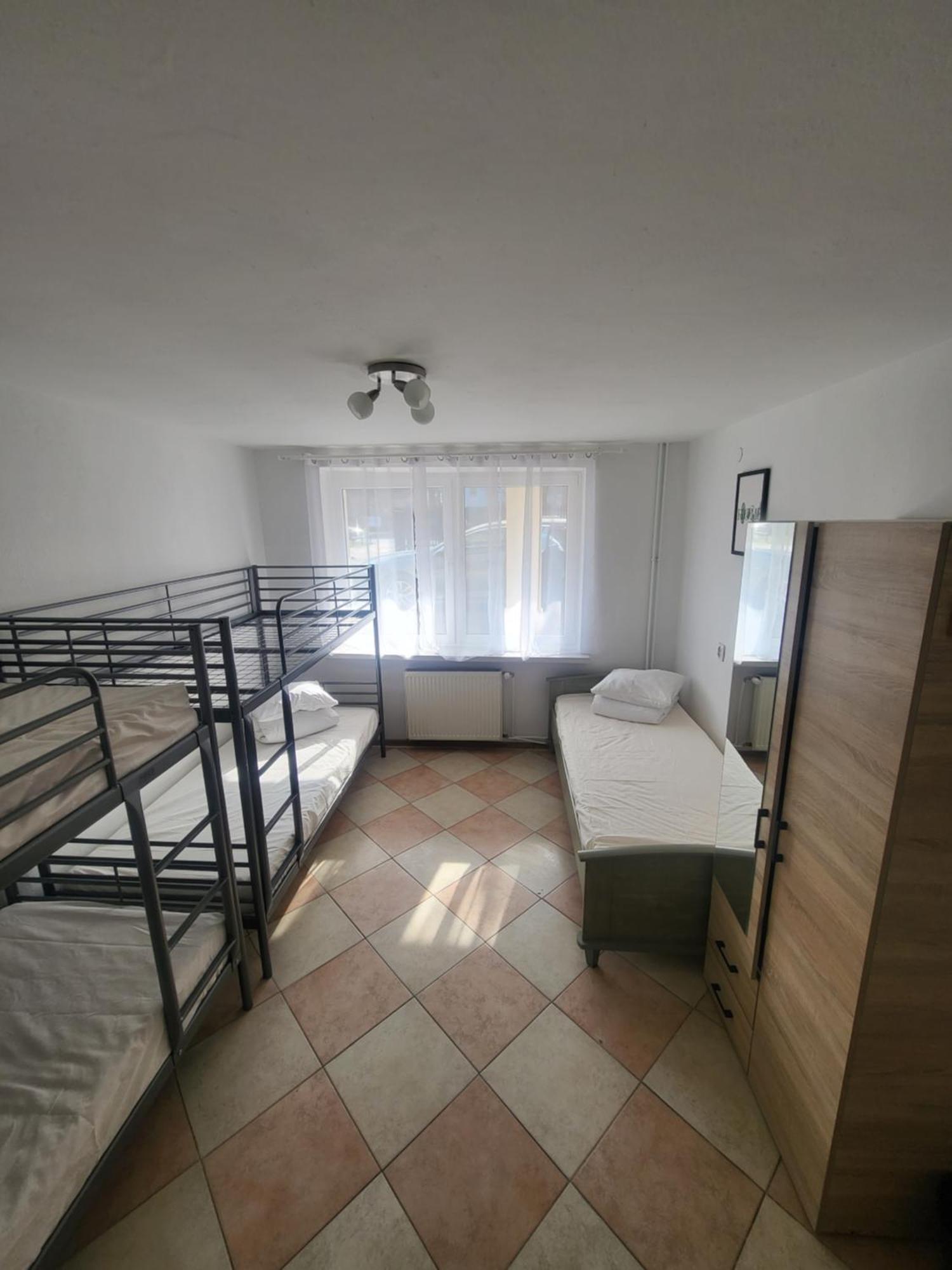 Rooms4Rest Popularna - Private Rooms For Tourists - Atr Consulting Sp, Z O,O, Warsawa Bagian luar foto