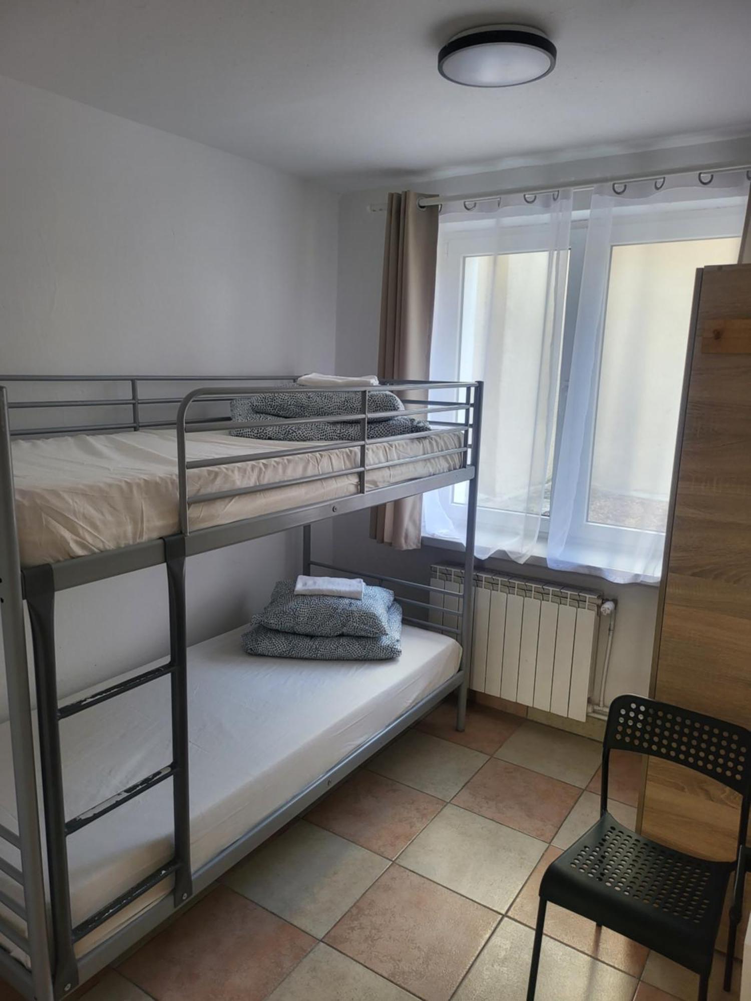 Rooms4Rest Popularna - Private Rooms For Tourists - Atr Consulting Sp, Z O,O, Warsawa Bagian luar foto