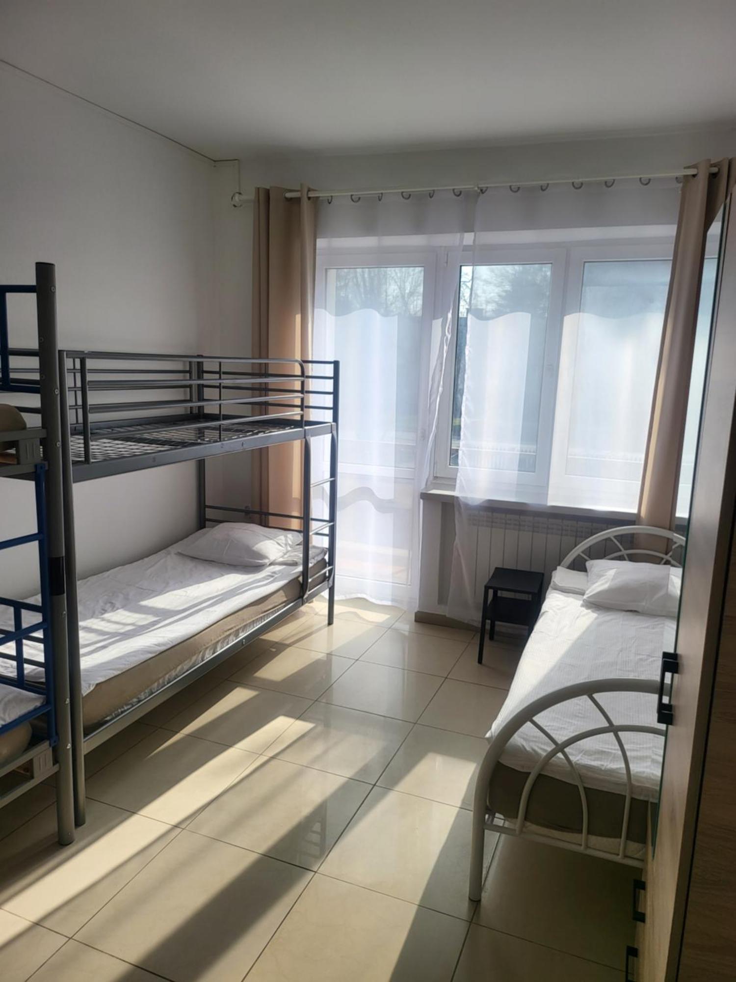 Rooms4Rest Popularna - Private Rooms For Tourists - Atr Consulting Sp, Z O,O, Warsawa Bagian luar foto