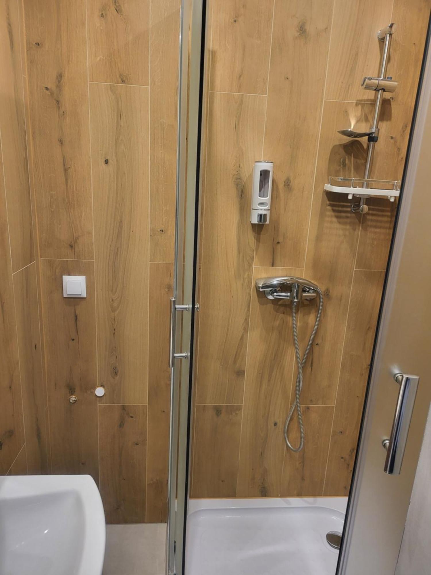 Rooms4Rest Popularna - Private Rooms For Tourists - Atr Consulting Sp, Z O,O, Warsawa Bagian luar foto