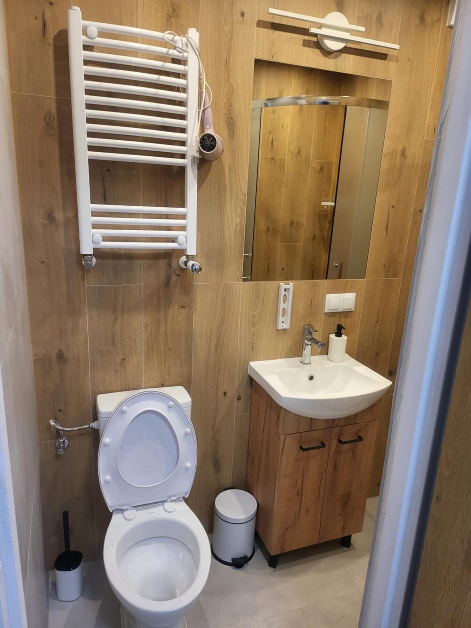 Rooms4Rest Popularna - Private Rooms For Tourists - Atr Consulting Sp, Z O,O, Warsawa Bagian luar foto
