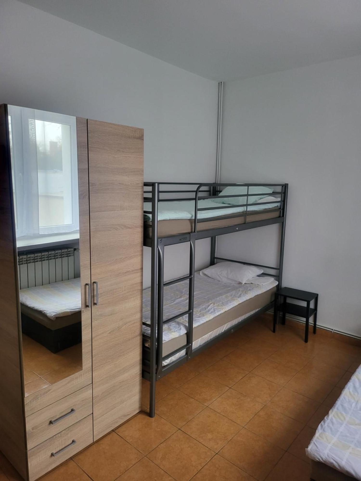 Rooms4Rest Popularna - Private Rooms For Tourists - Atr Consulting Sp, Z O,O, Warsawa Bagian luar foto