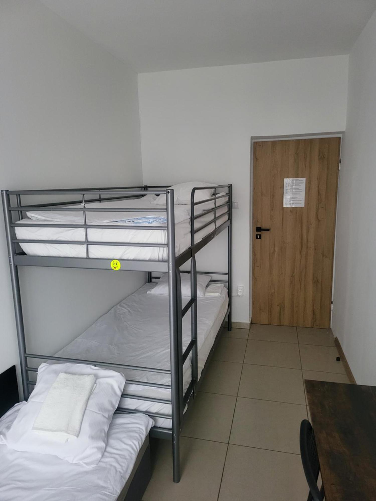 Rooms4Rest Popularna - Private Rooms For Tourists - Atr Consulting Sp, Z O,O, Warsawa Bagian luar foto